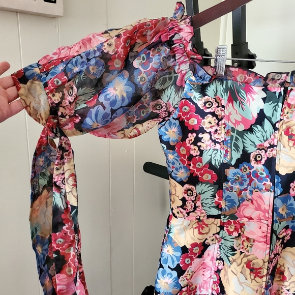 Keepsake the Label Runaway Dress - Picture 11 of 13